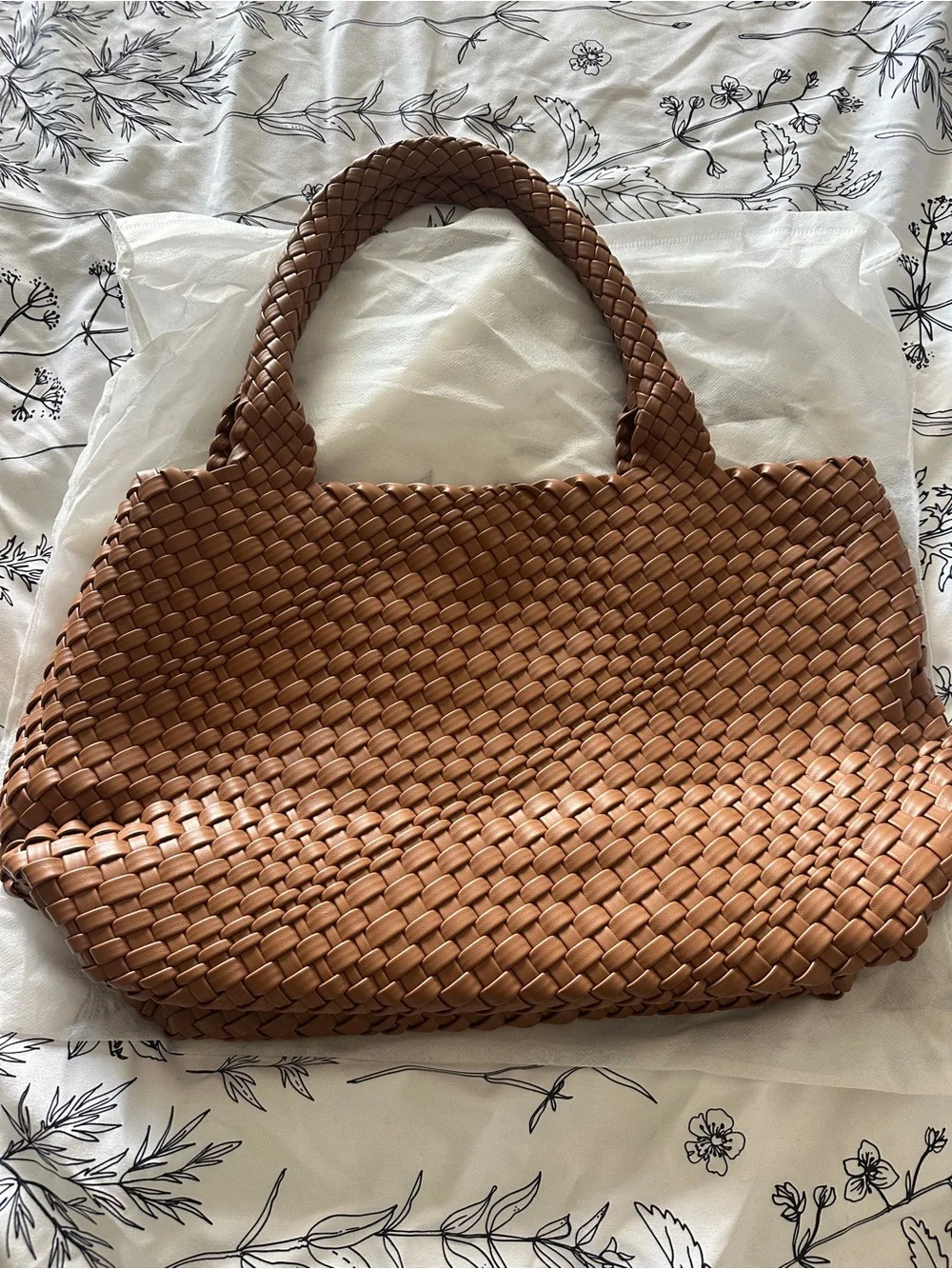 Handmade Woven Vegan Leather Tote Bag in Cognac with Pouch